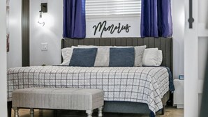 1 bedroom, WiFi - Modern Memories - Peaceful Lakeside View (Destin)