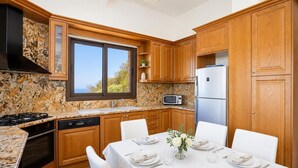 Private kitchen - Pomos View Villa - Four Bedroom Villa, Sleeps 8 (Pomos)