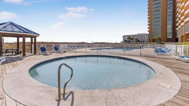 Uppvärmd pool