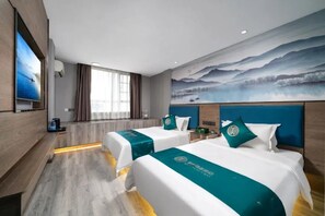 Habitación doble estándar | Escritorio, espacio para trabajar con laptop y wifi gratis 