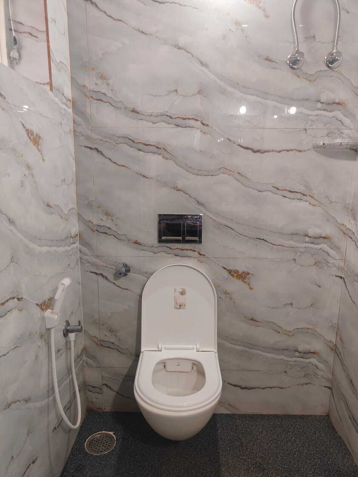 Ducha, toallas, jabón, shampoo