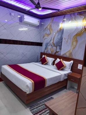 Free WiFi - Hotel New Chalukya G K V (Sagara)