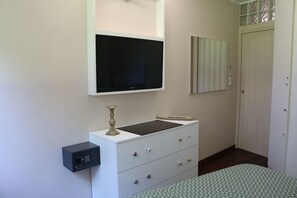Unclassified image, 5 of 25, button - Central Comfort | 2BR + Sofa Bed | City Centre (Monza)