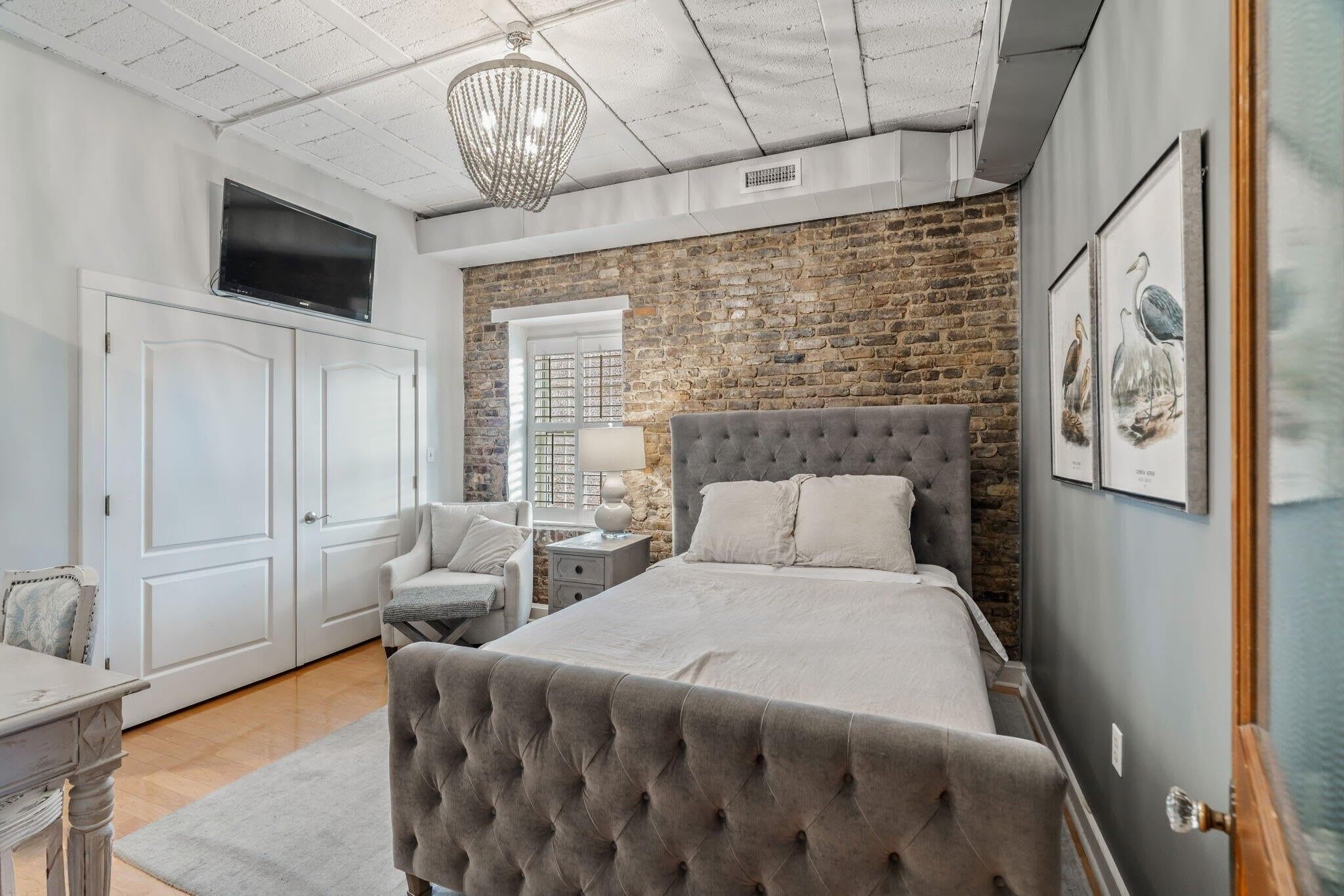 6 chambres, lit parapluie, Wi-Fi, draps fournis