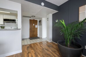 Interior - Beachfront 1BR with pool, sauna, pickleball, and washer/dryer. No Cleaning Fee. (Flagler Beach)