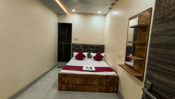 Room, City View | Free WiFi, bed sheets