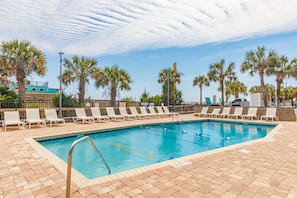Pool - Mermaid Retreat - Yachtsman 906 by Skywheel! (Myrtle Beach)