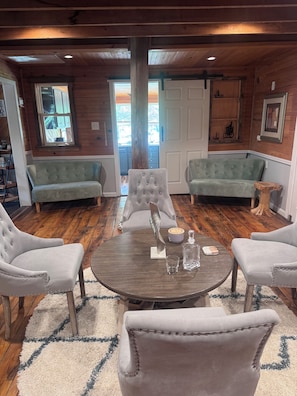 Interior -    “Safe Haven Cottage” (Harrells)