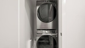 Unclassified image, 3 of 18, button