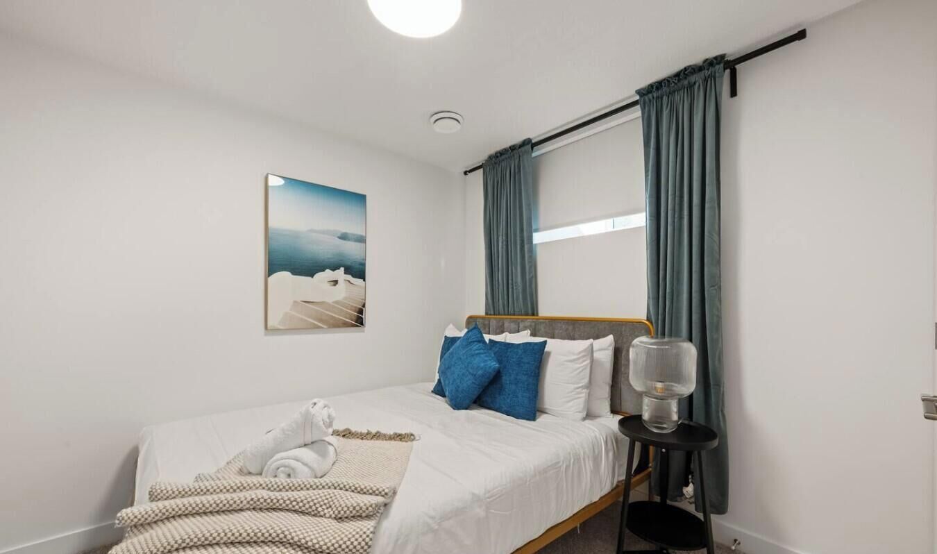 Desk, iron/ironing board, travel crib, WiFi