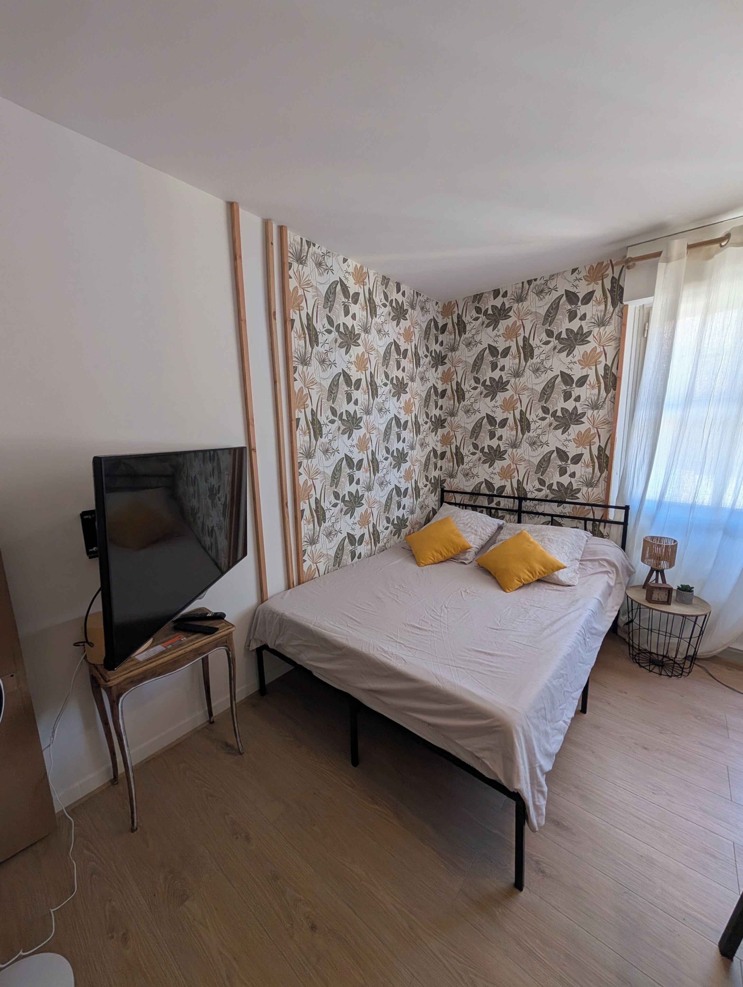 1 bedroom, iron/ironing board, WiFi, bed sheets