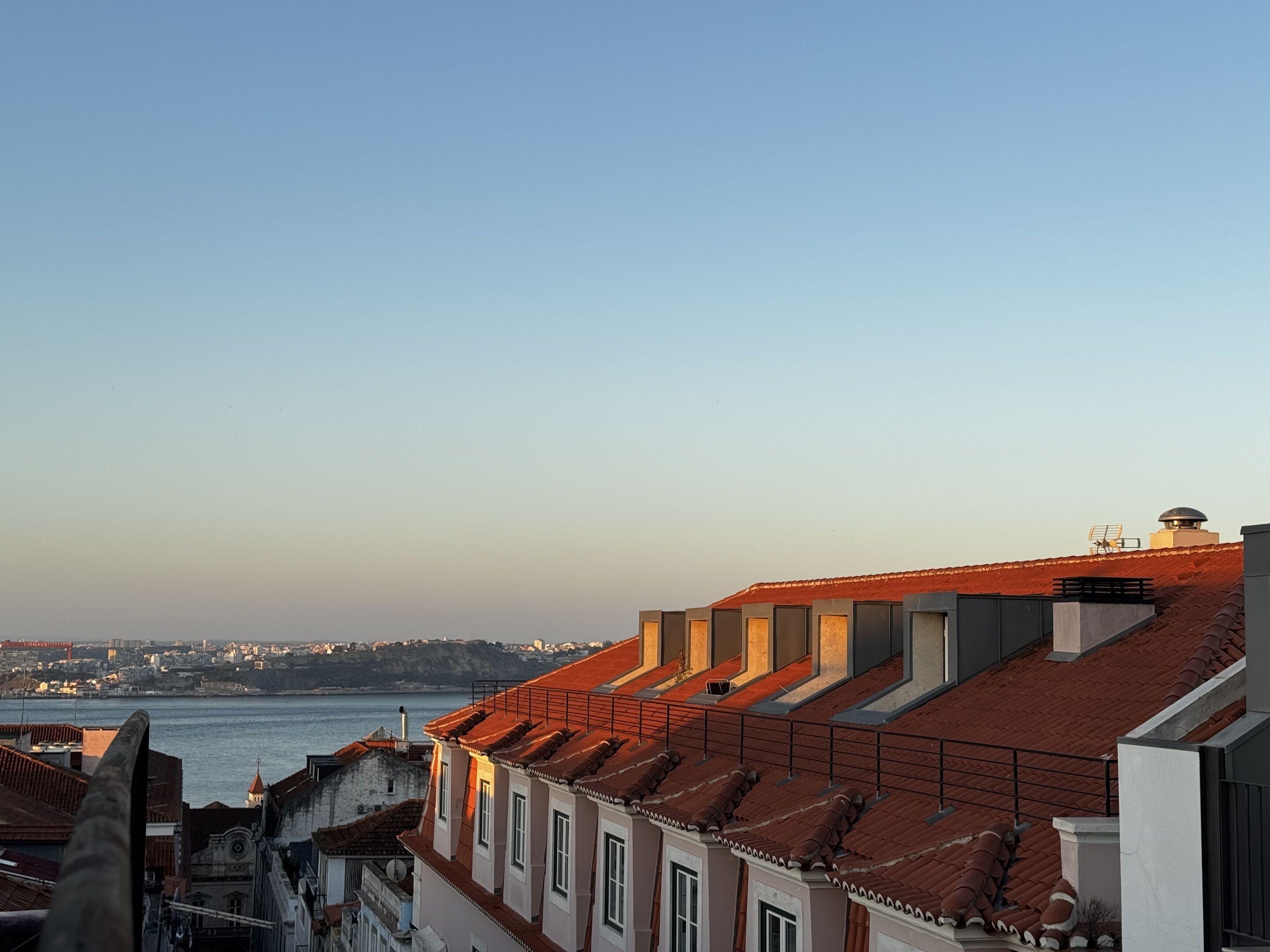 Deluxe-Penthouse, mit Bad, Flussblick (Lisbon Bridge) | Blick von der Unterkunft