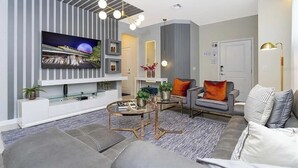 Living area - 5 BD/ 5.5 BA/ Solterra (7256 OL) (Davenport)