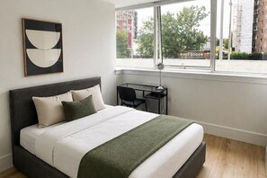 1 habitación, tabla de planchar con plancha, wifi y ropa de cama 
