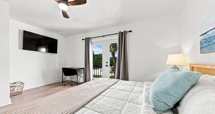 Sea and Sol| 4 Blk to Beach | Close to Mayo | 2 king beds