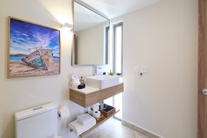 Hair dryer, towels, soap, toilet paper - CABO COST 204 eeeeffvvvvvv (Cabo San Lucas)