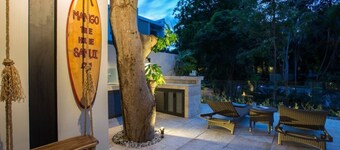 Mango Tree House - NY Loft Villa near Fisherman’s