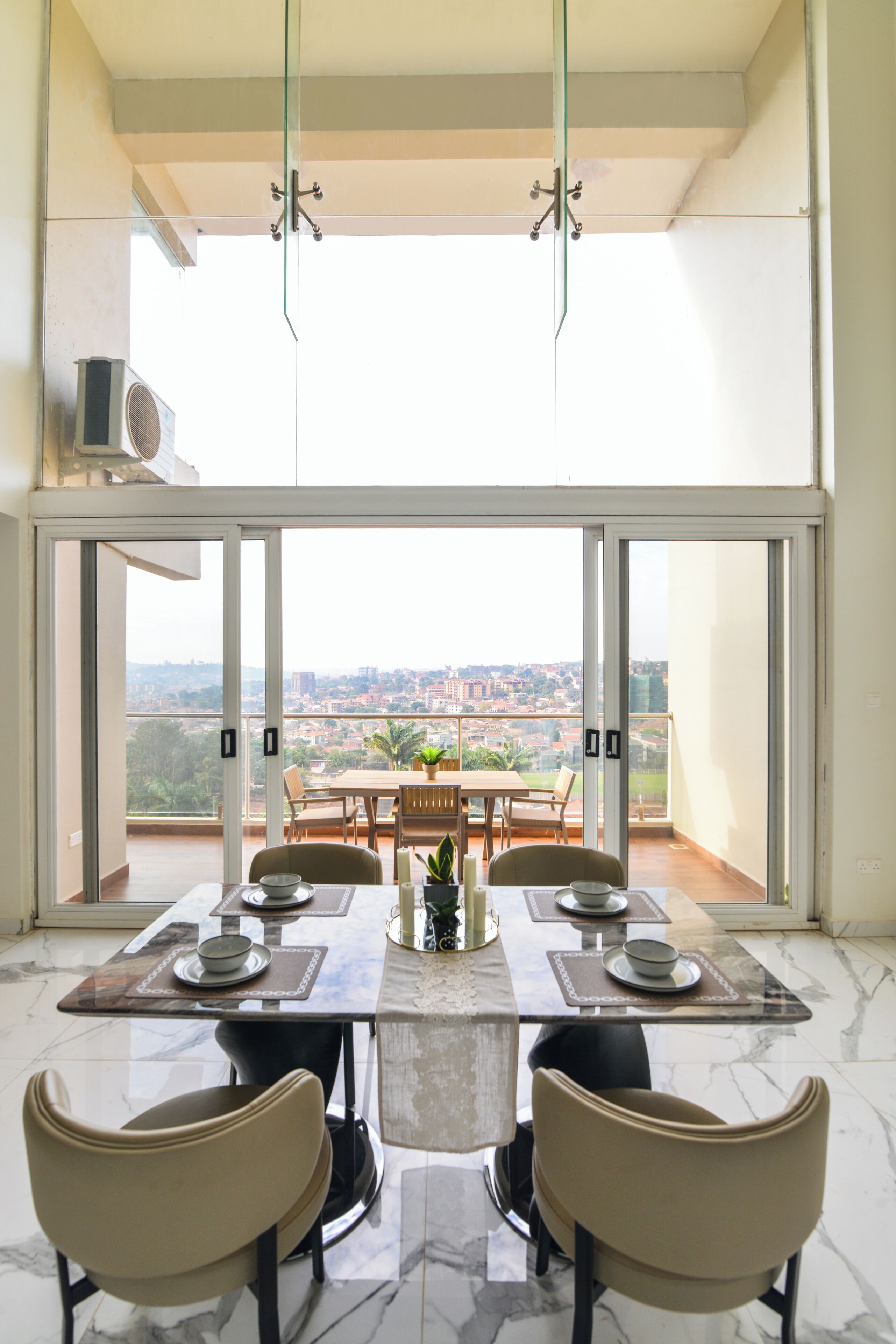 Comfort Apartment, City View | Dining