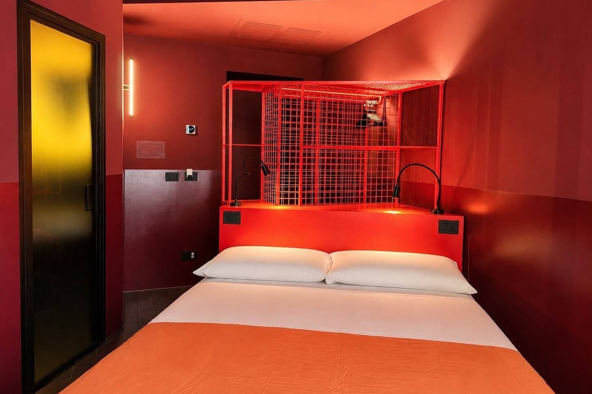 In-room safe, desk, laptop workspace, blackout curtains