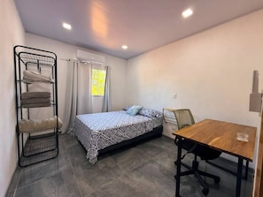 1 chambre, Wi-Fi gratuit, draps fournis