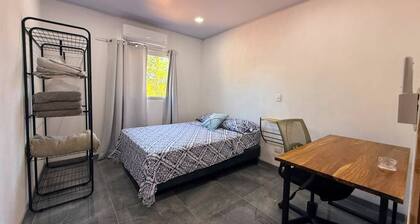 Playa Tambor, WIFI Faster, A/C, Pet Friendly, Equipado