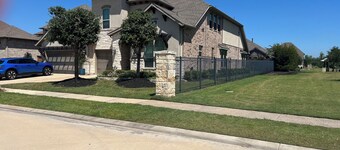 Charming & Modern 1-Bedroom Apartment in Town Lake