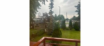 Upscale 3 Bedroom Modern Home: Brand-New Luxury Flooring & Extra Large Backyard