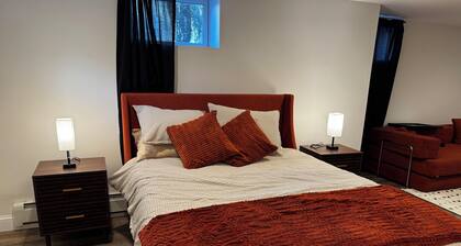 1-bed studio in charming Sleepy Hollow perfect for getaway W/D In Unit