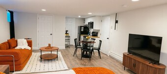 1-bed studio in charming Sleepy Hollow perfect for getaway W/D In Unit