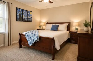 Room - Spacious 5-bedroom house with AC -  Workers Welcome 10 Beds (Abilene)