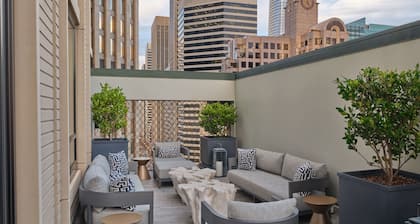 DreamForce 2027 Luxury 2BR Villa Near Moscone