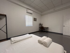 Room - Hagat Sunset Retreat - Tuberose Unit (Hågat)