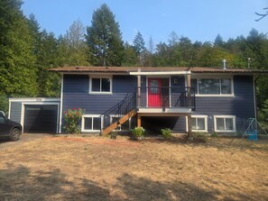 Exterior - Come visit! (Nanaimo)