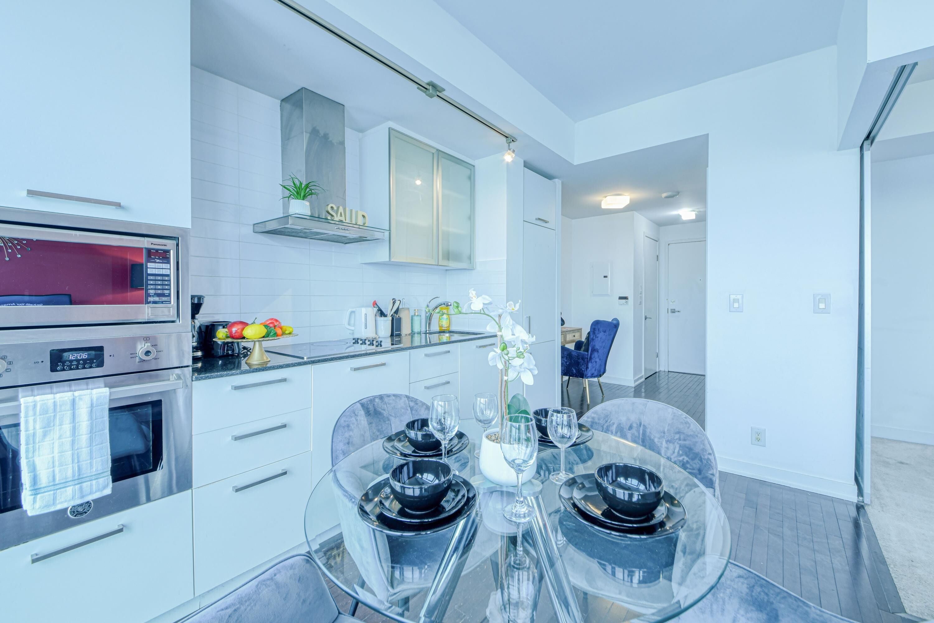 Basic Condo, 1 Bedroom, Non Smoking, Private Bathroom | Private kitchen | Coffee/tea maker, full-size fridge, microwave, oven