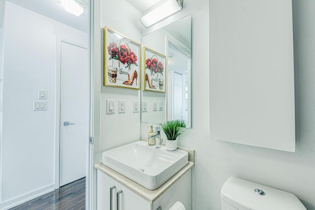 Suite | Bathroom