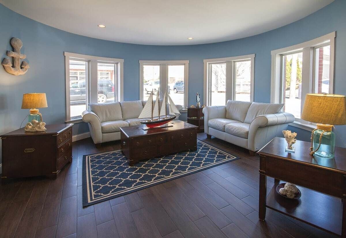 Wyndham Newport Onshore|2br/2ba Balcony King Suite - Jamestown