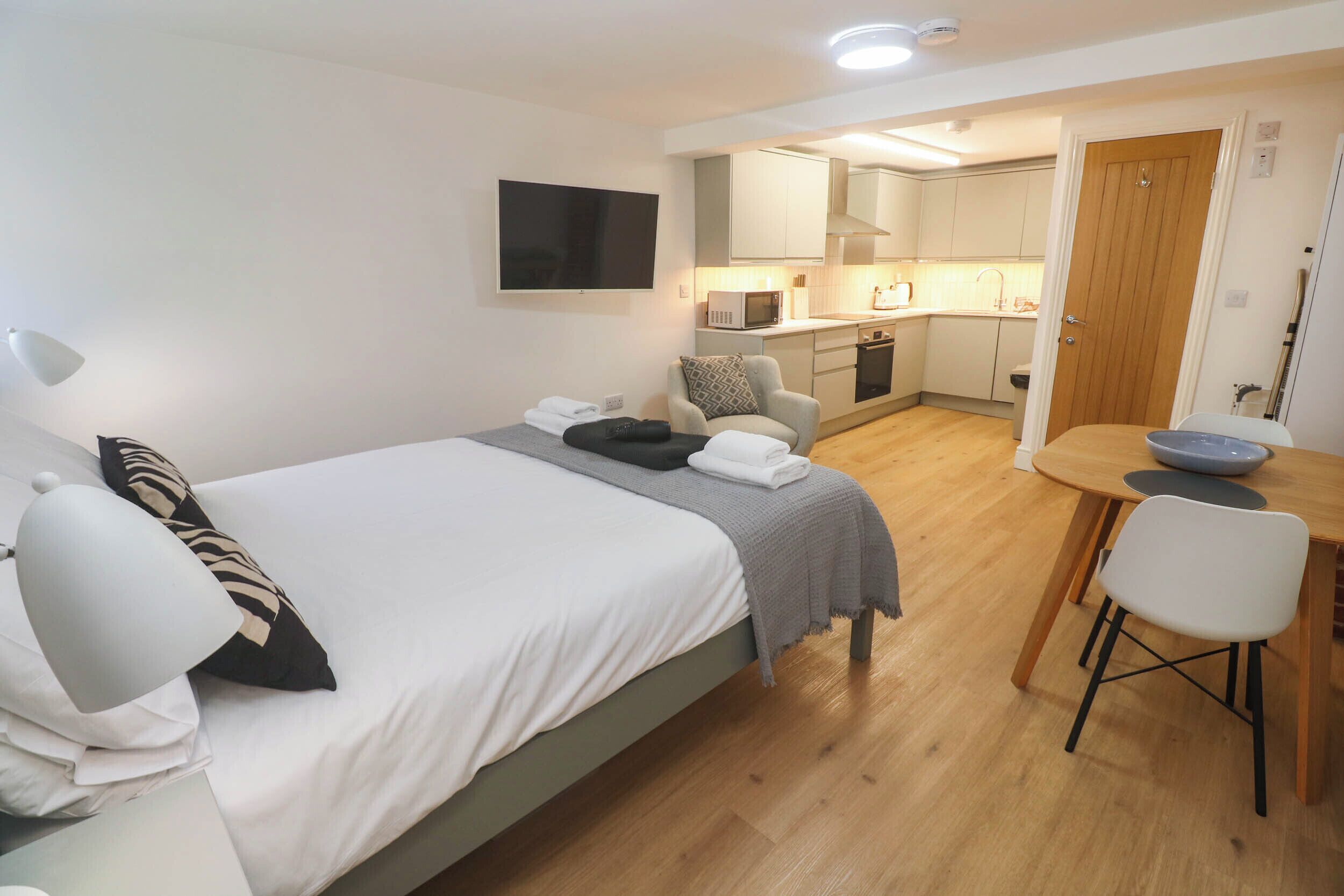 The Cabin, Pet Friendly, Character Holiday Cottage In St Ives - St Ives