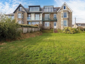 Unclassified image, 3 of 18, button - INFINITE HORIZON, romantic, country holiday cottage in Carbis Bay (St. Ives)
