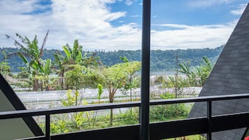 Deluxe Double or Twin Room, Berbilang Katil, Patio, Lake View | Kawasan hartanah