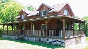 Exterior - Whitetail Ridge 3 Bedroom w/ Swimming Pond and Hot Tub (Waterville)