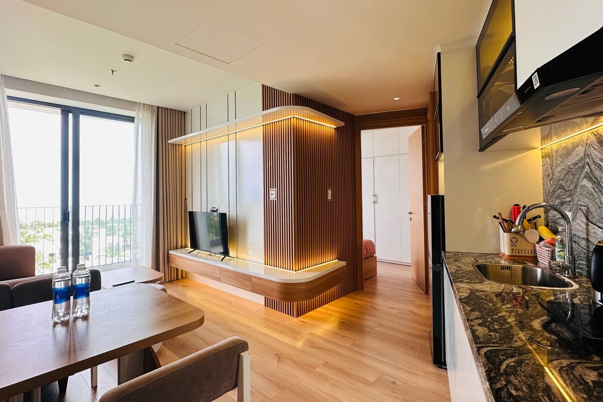 Family Double Room, Multiple Beds, Beach View | Living area | 45-inch LED TV with cable channels, fireplace, video-game console