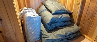 Near New Chitose Airport & Tomakomai|Sleeps 12|3BR|Parking|Kids Room