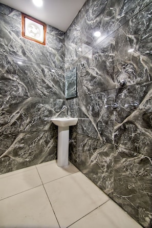 Bathroom - Hotel Shagun (Rohtak)