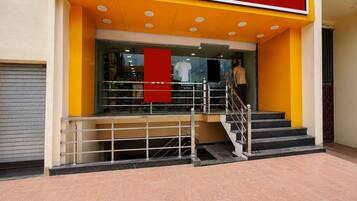 Rumah | Resepsionis