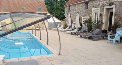 LOCQUINGHEM PALACE 3 Bed and Breakfast Rooms