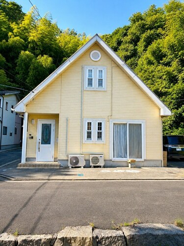 Shimanami Kaido Private House Sauna, BBQ & Dog Run