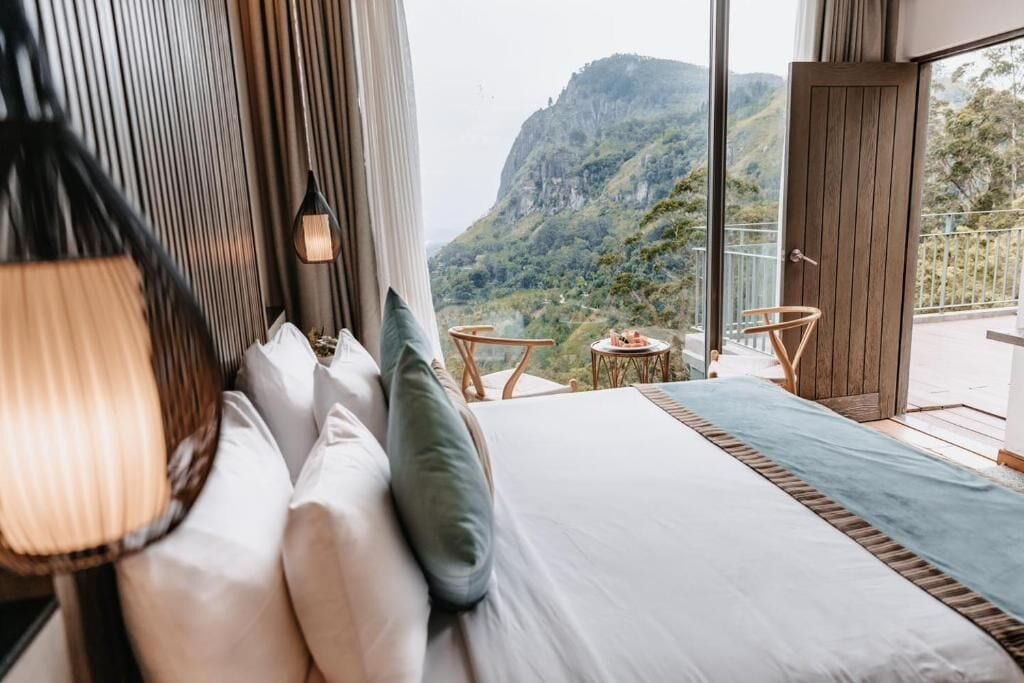 Premium Double Room, Balcony, Mountain View