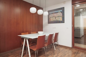 Dining - Apartment for 6 people, centrally located, with a terrace and air conditioning. (Barcelona)