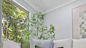 Interior - Private Kuranda Rainforest Villa with Pool (Kuranda)