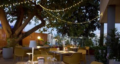 KRINO' HOTEL&CAFE'